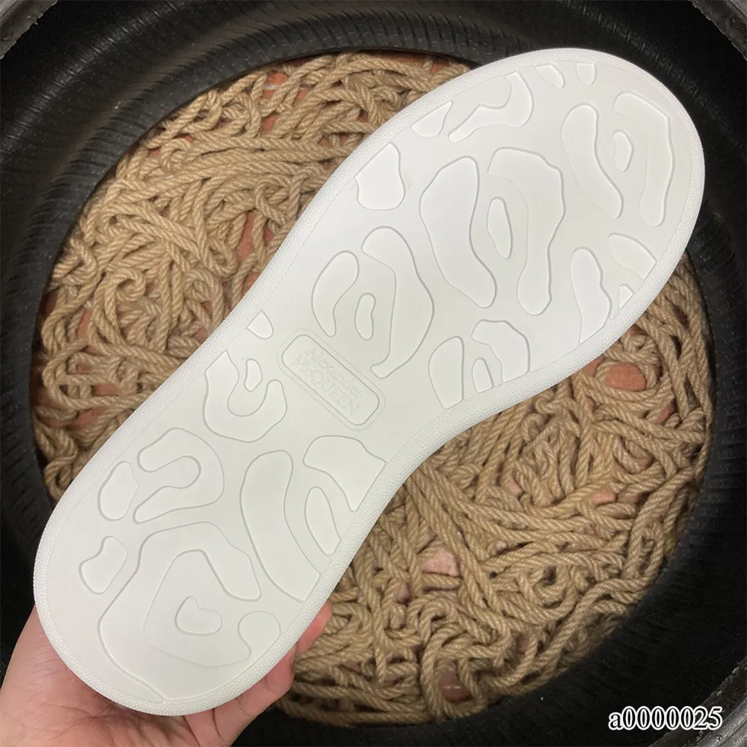 McQueen Black & White Shoes Sneaker - a0000025 - Image 7