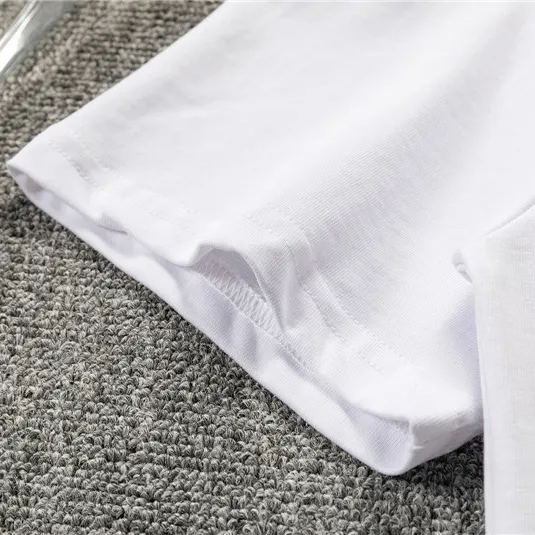 AM Logo-print Cotton T-shirt in White - 278 - ami0000278 - Image 5