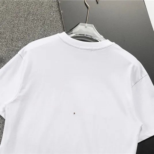 AM Logo-print Cotton T-shirt in White - 278 - ami0000278 - Image 8