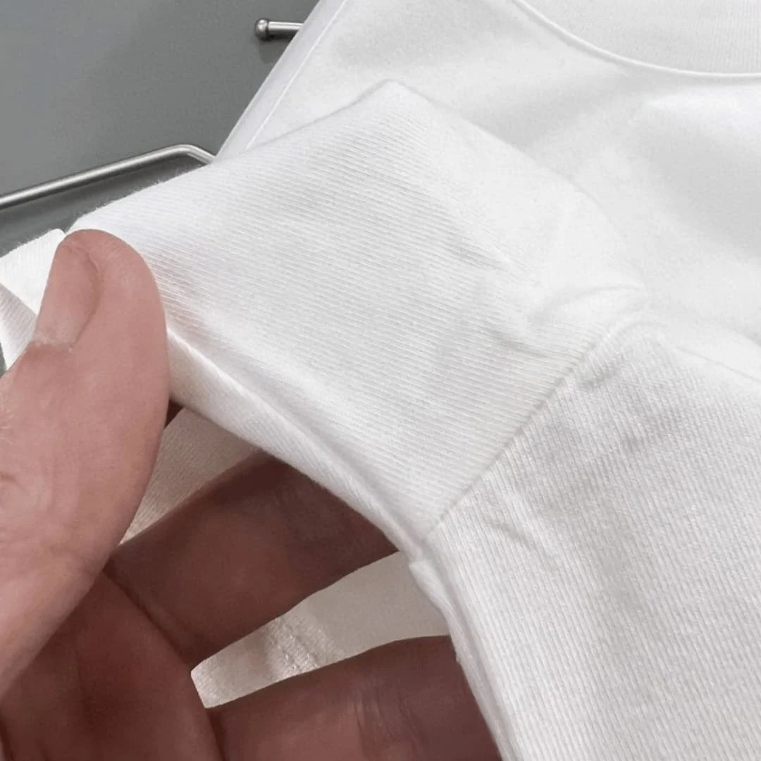 LOV Logo-Print Cotton T-Shirt - LOV0015 - Image 5