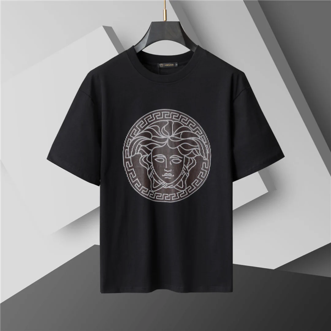 Alternative view of VS Medusa Head Cotton T-shirt in Black - vs0000081