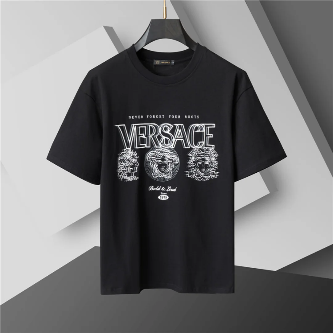 Alternative view of VS Medusa Logo T Shirt in Black - vs0000083
