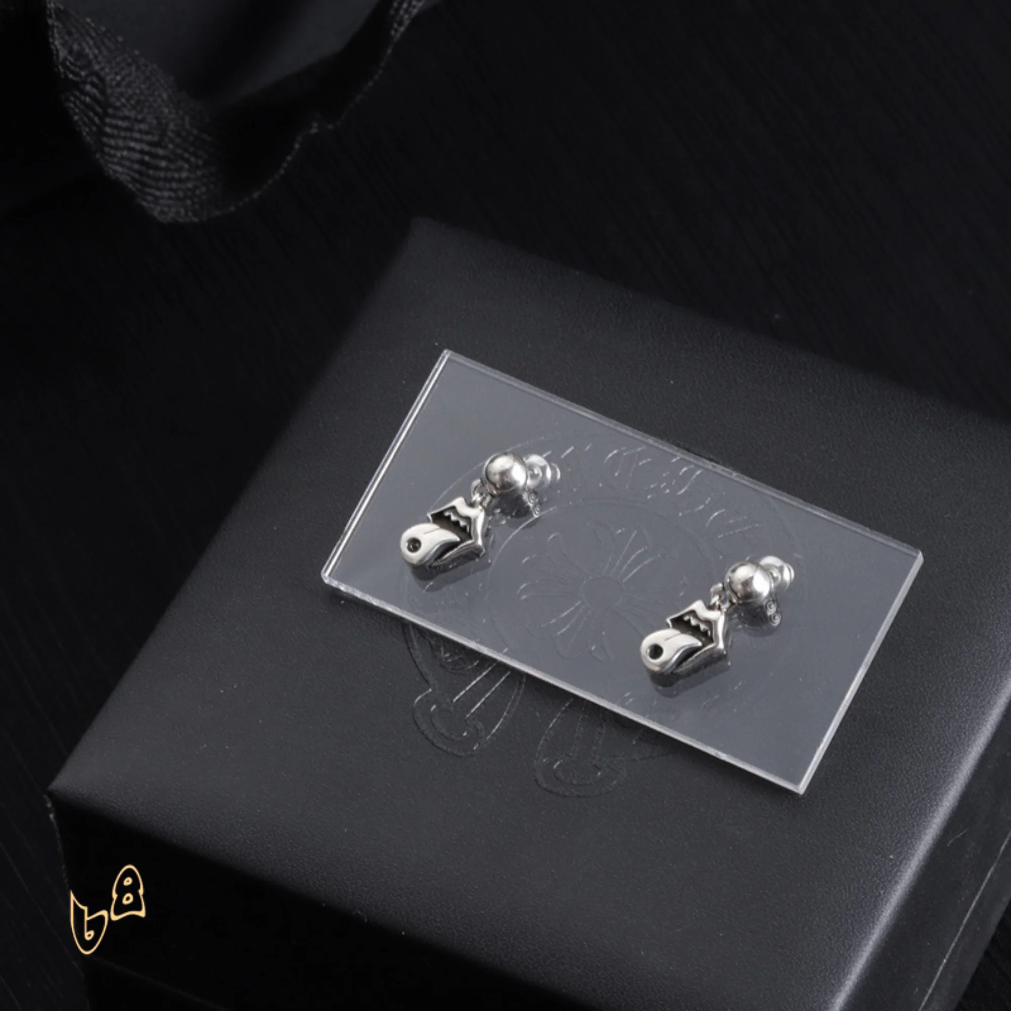 CH Cross Flower Earrings - CH0152 - Image 6