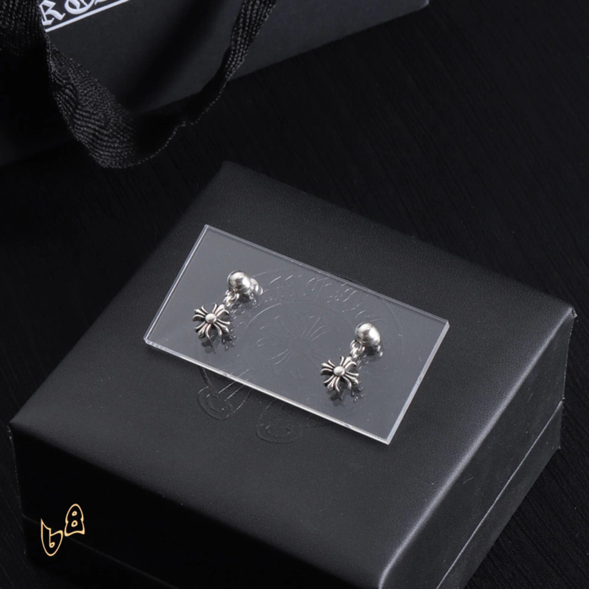 CH Cross Flower Earrings - CH0152 - Image 5