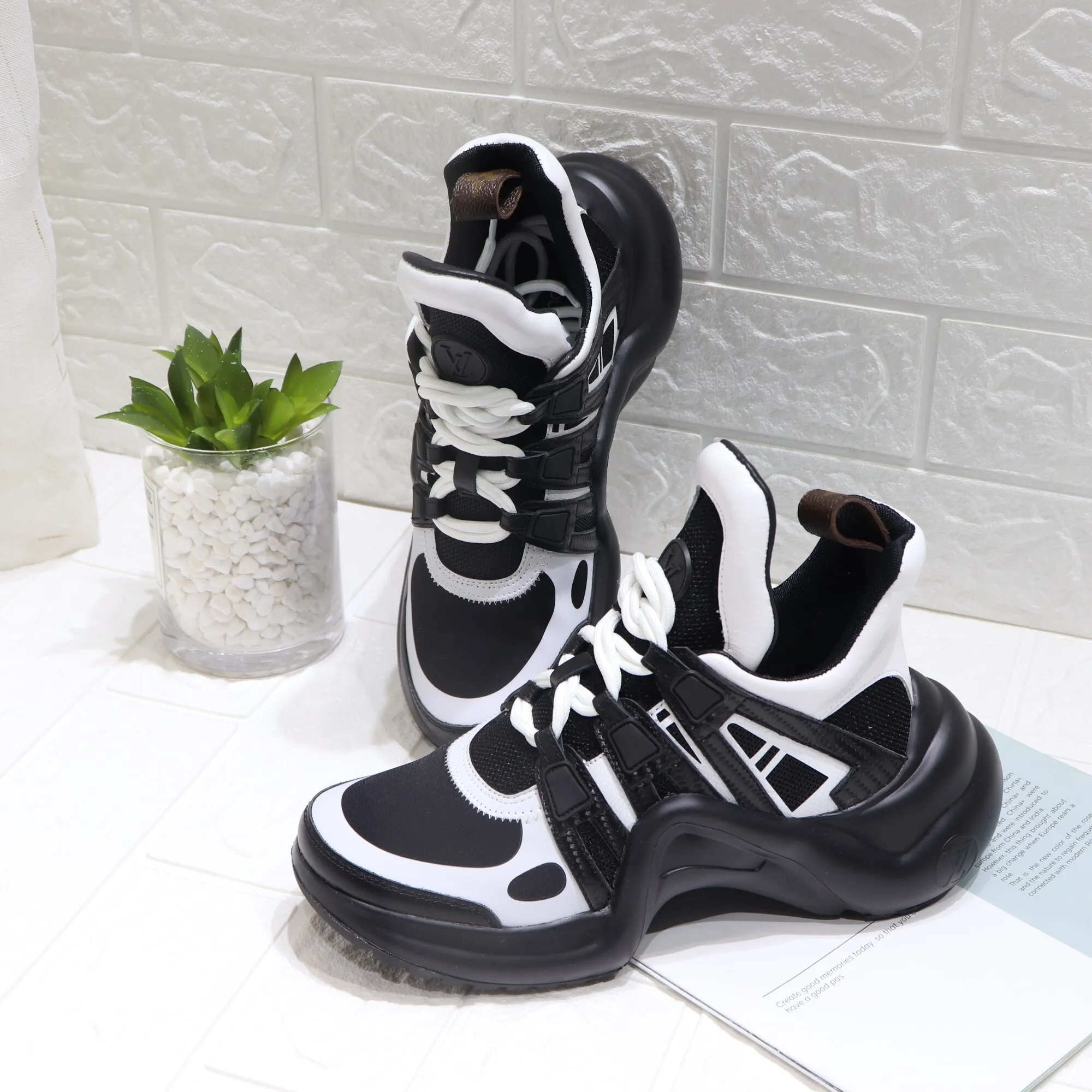 LV Archlight Pre-Loved Shoes Sneakers – nk0004889 - Image 10